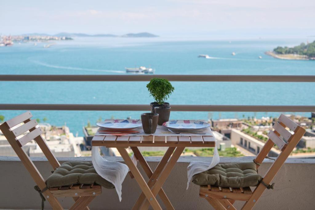 A Million Dollar View In The Heart Of The City Istanbul Eksteriør bilde