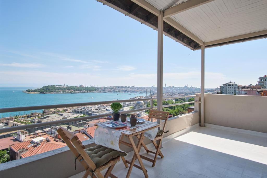 A Million Dollar View In The Heart Of The City Istanbul Eksteriør bilde
